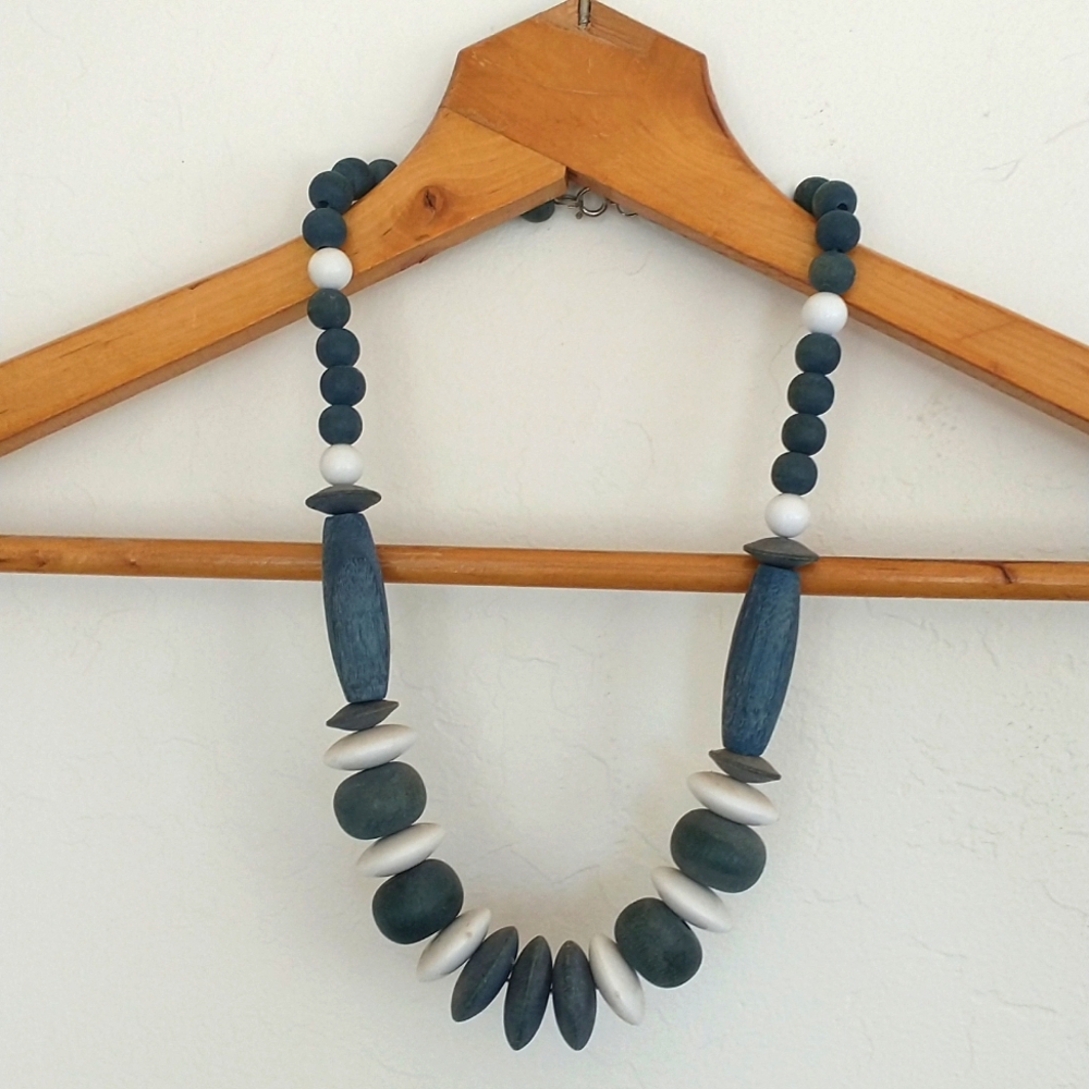 Vintage boho wood beaded necklace